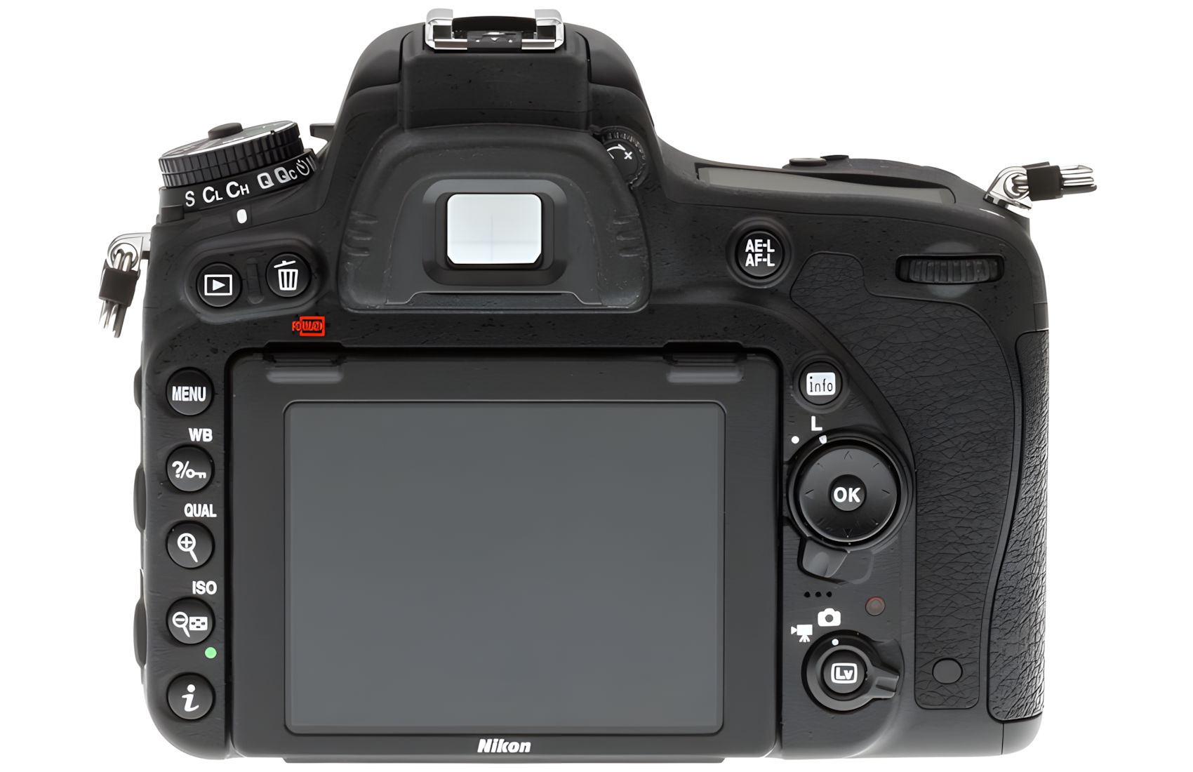 D750