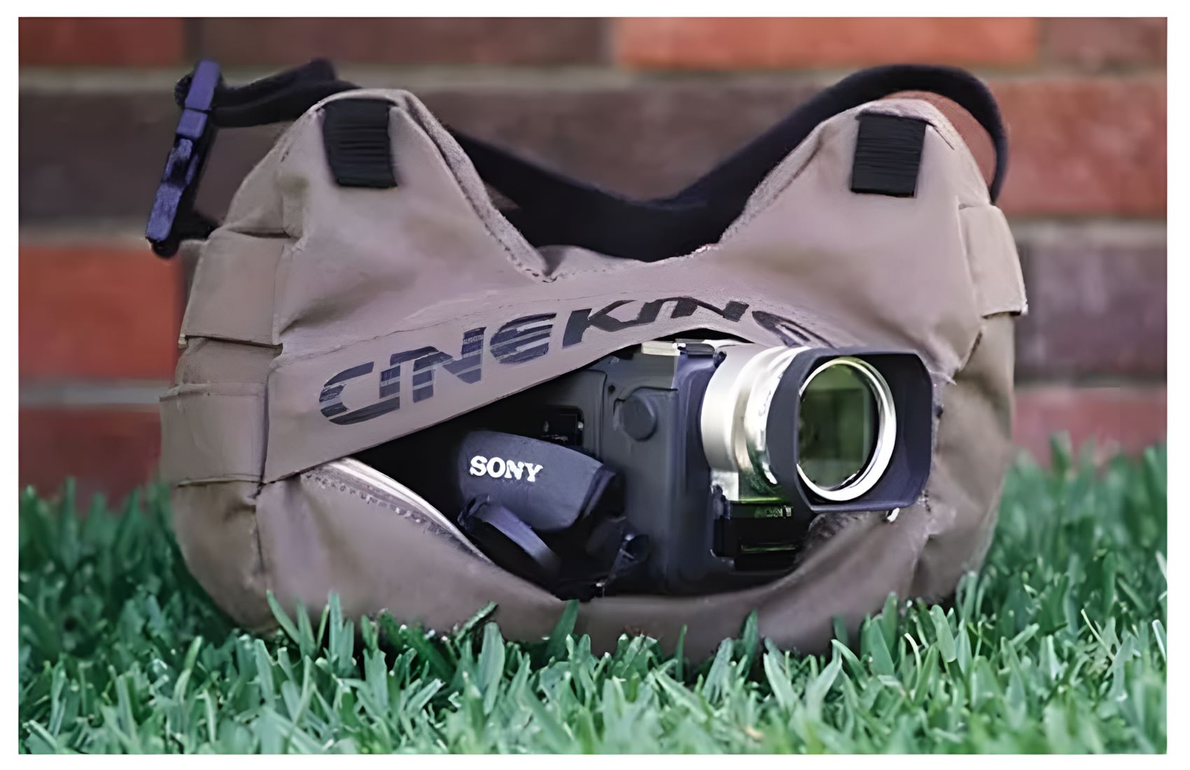 Cinesaddle-Camera-Mount