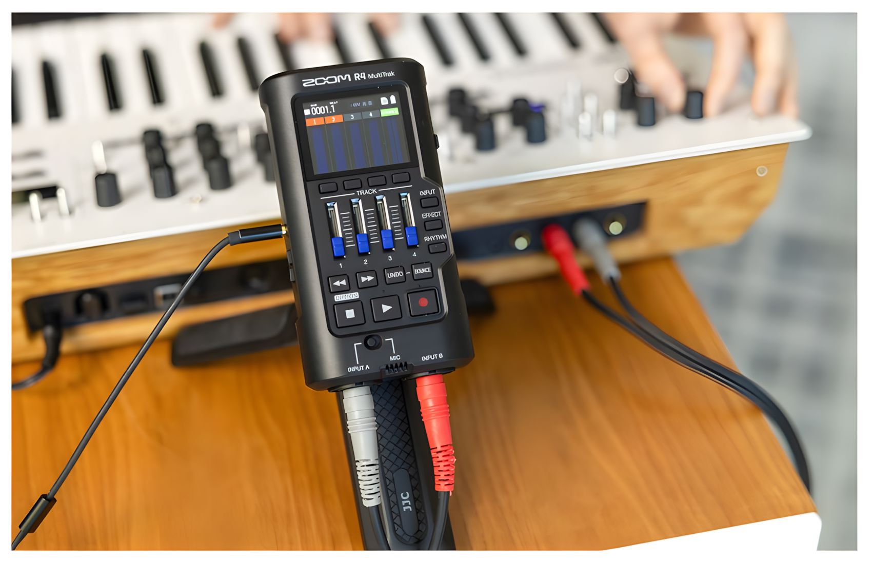 R4 MultiTrak