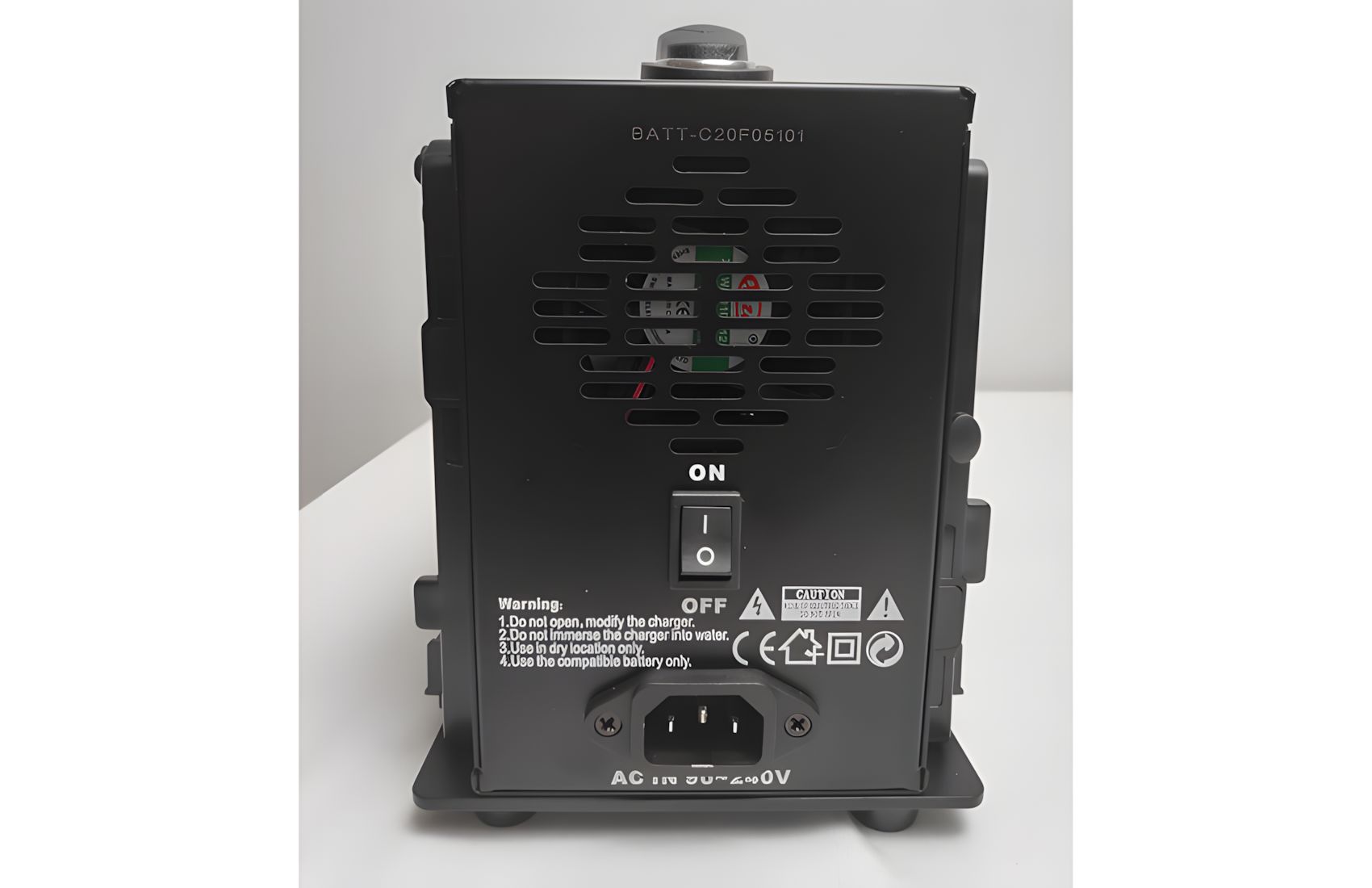 V-Lock 4-Channel