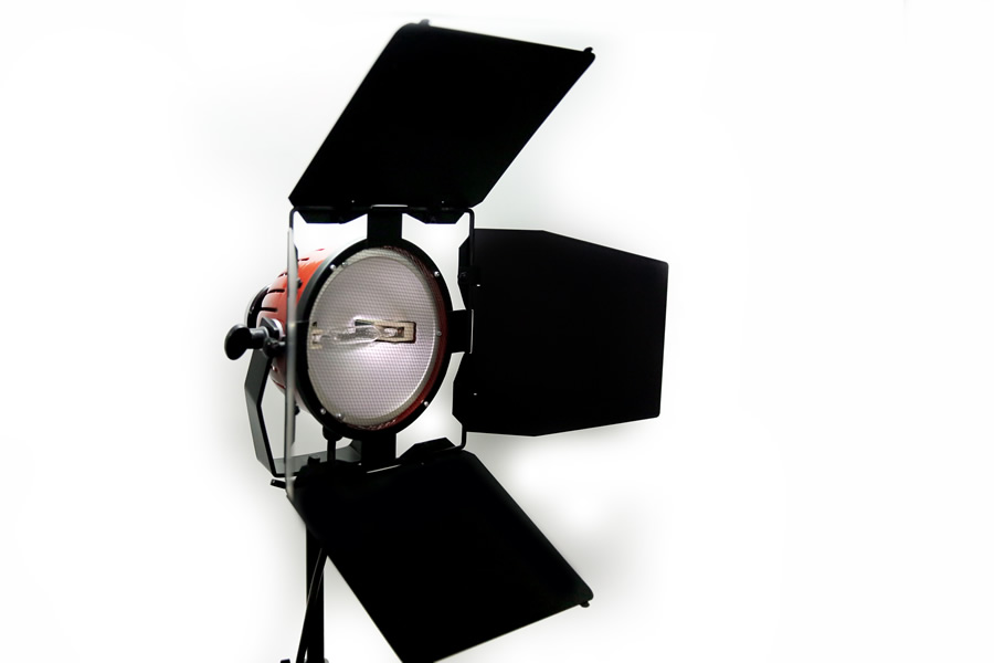 Νέα φωτιστικά 800Watt από την MZ-LIGHTING