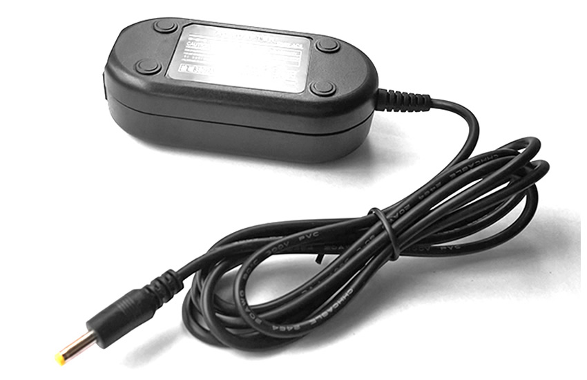 18Watt 9V/2A DMW-AC8